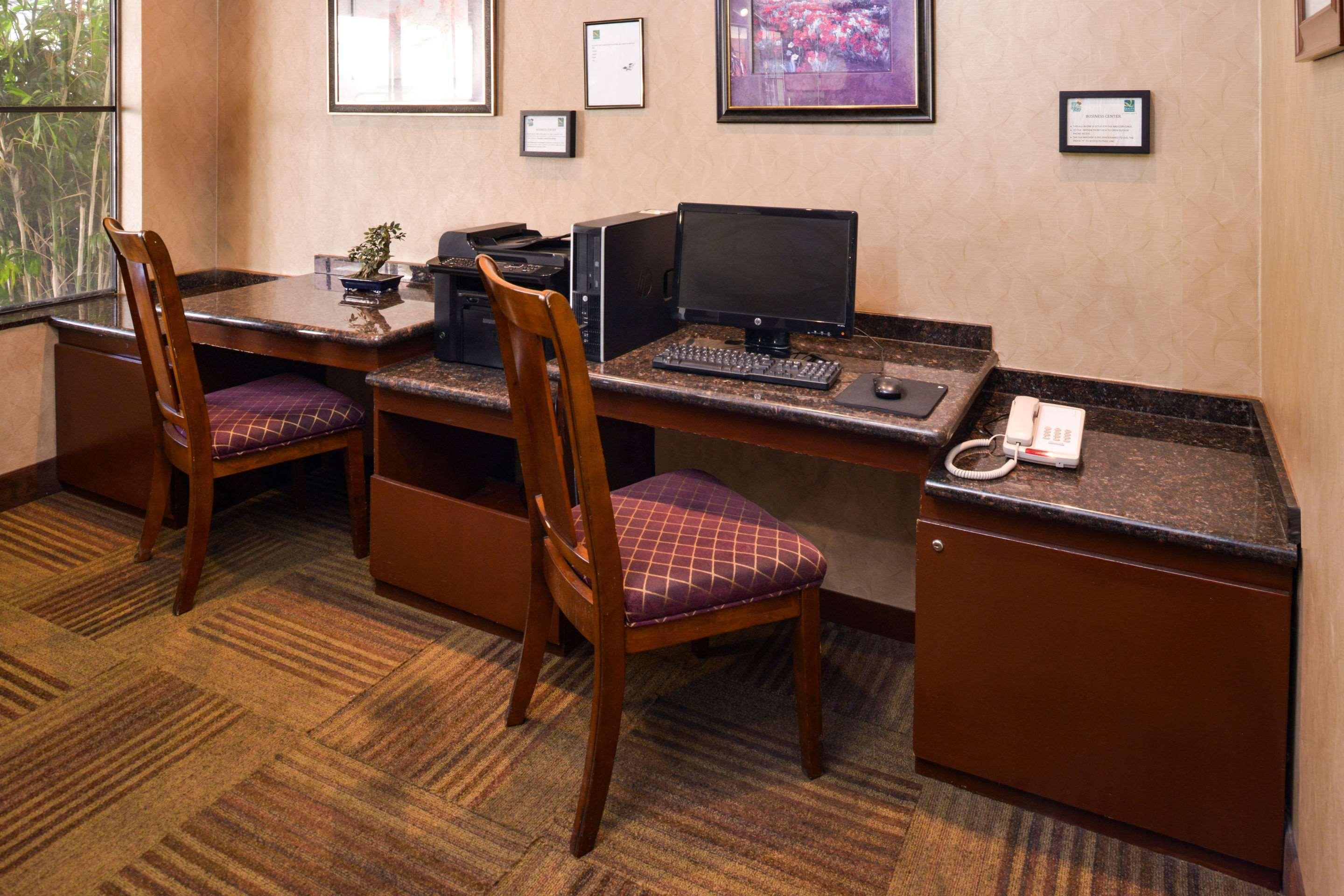 Quality Inn & Suites Walnut - City Of Industry Екстериор снимка