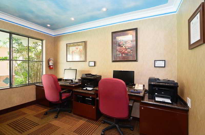 Quality Inn & Suites Walnut - City Of Industry Екстериор снимка