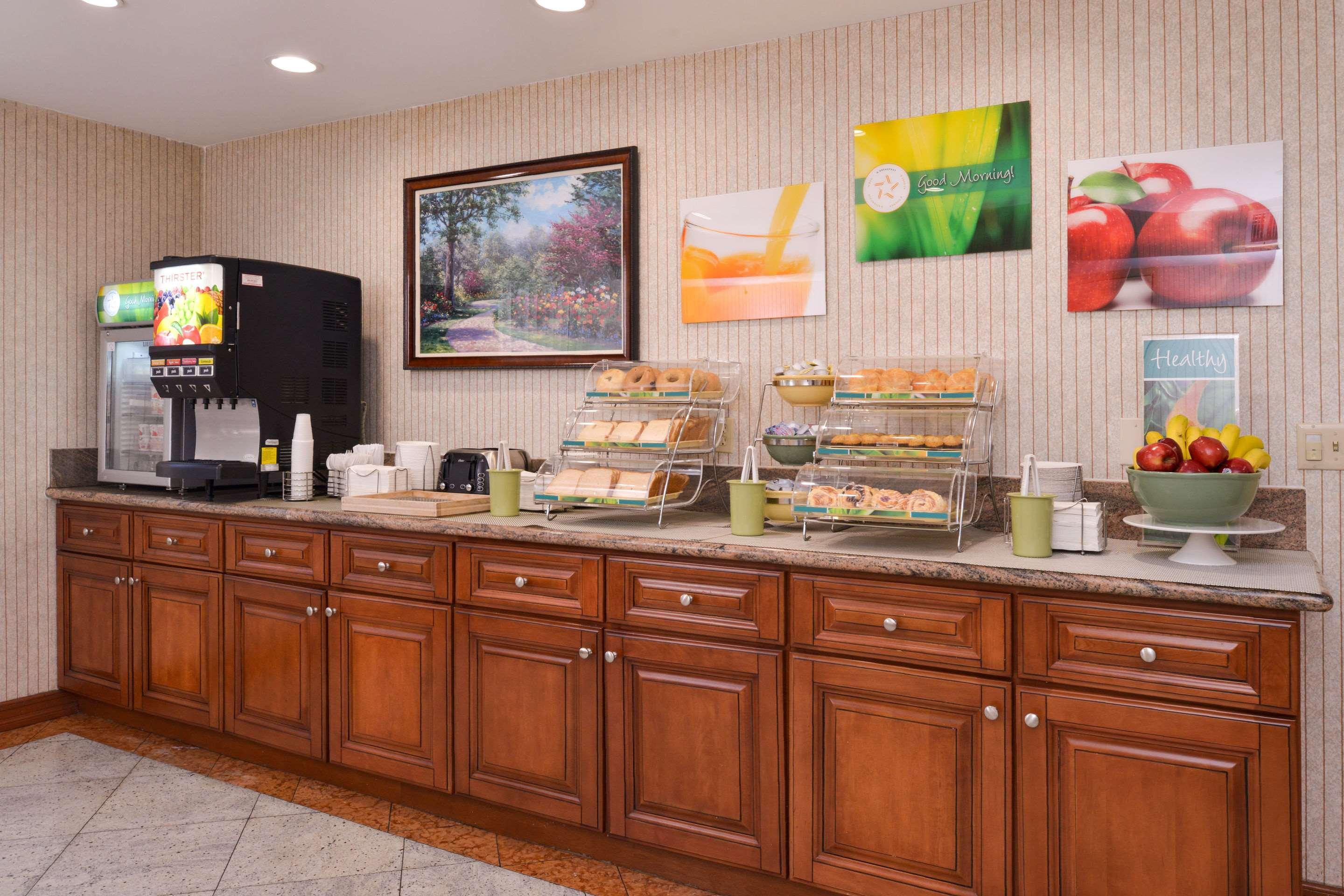Quality Inn & Suites Walnut - City Of Industry Екстериор снимка