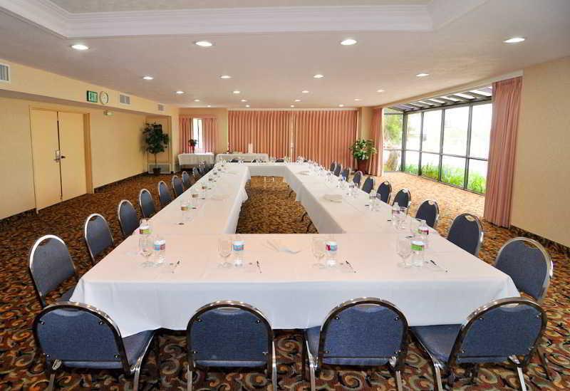 Quality Inn & Suites Walnut - City Of Industry Съоръжения снимка